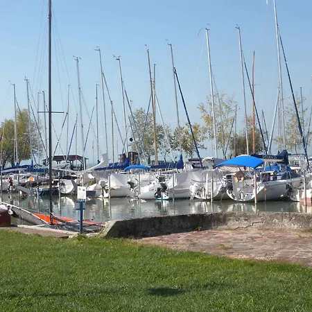 3 * Siófok