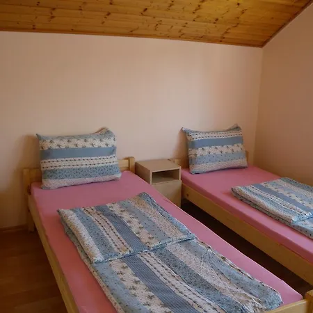 3 Apartment *