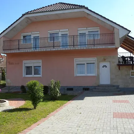 3 Apartamento Siófok