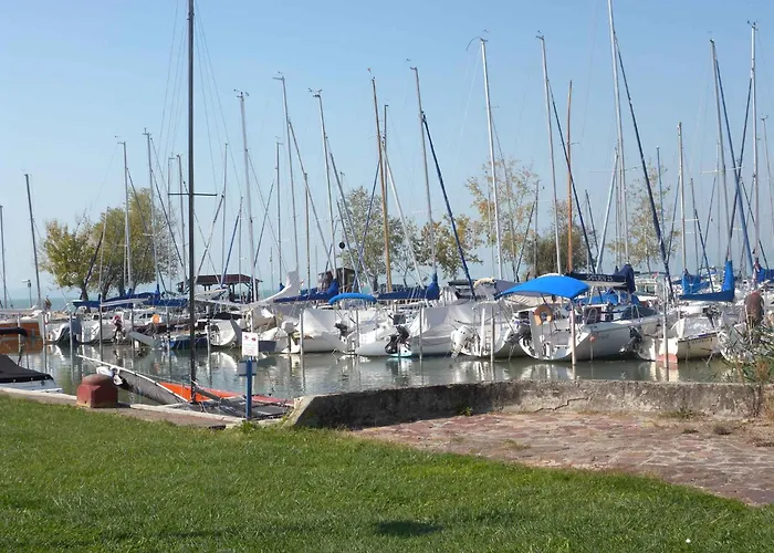 3 * Siófok